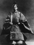 -Emperor_Hirohito_coronation_1928.jpg